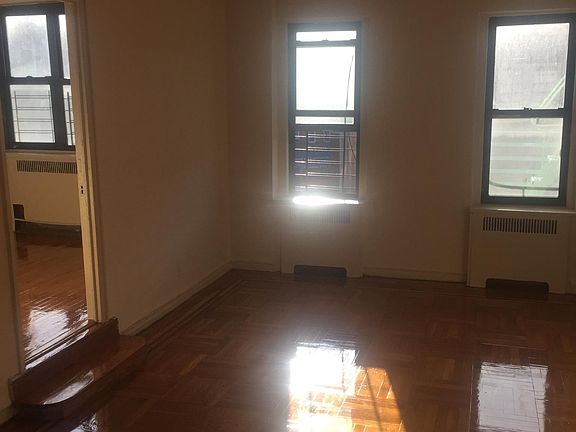2nd image of 1185 Morris Ave APT 4E