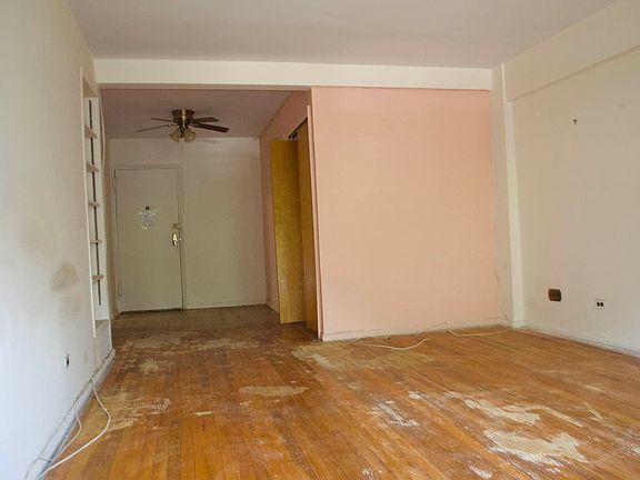 3rd image of 75-15 210th St APT 1A