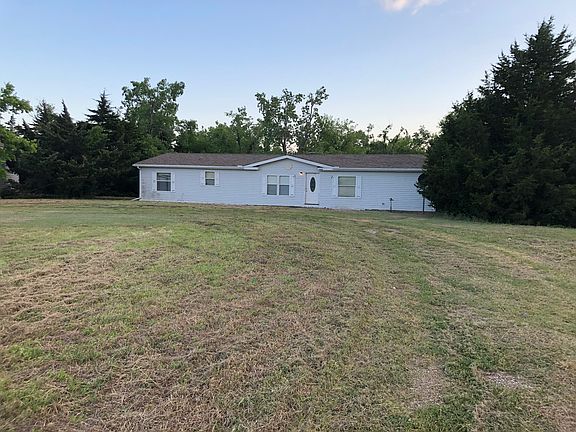 2nd image of 2409 E Paradise Ln
