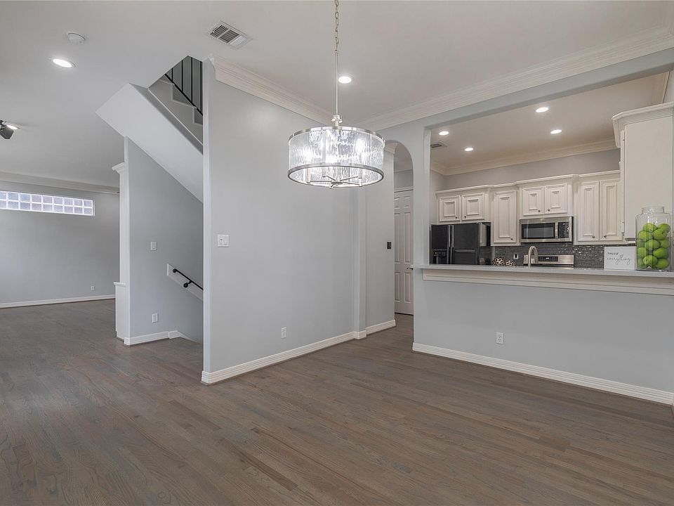 1st image of 3305 W Lamar St #A