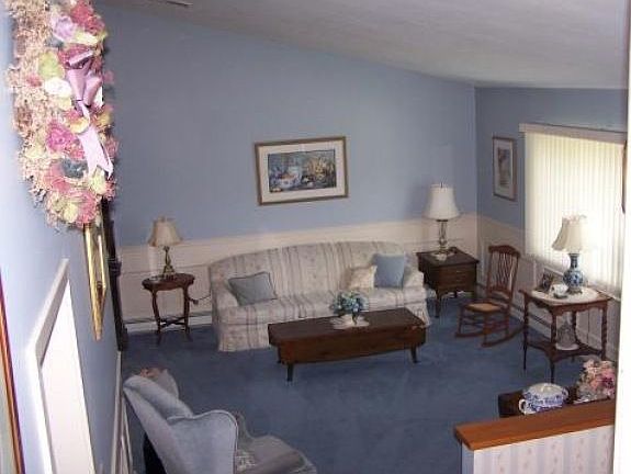 5th image of 8 Chadsford Ln
