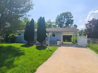 15 Clemson Rd, Parlin, NJ 08859