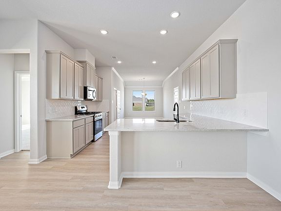 9518 Tree House Ct - Carter - Kitchen