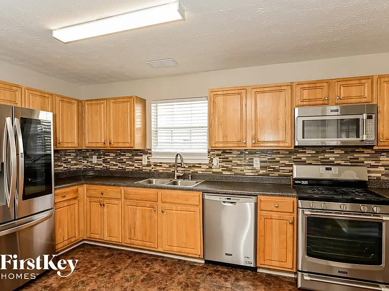 195 Dairyland Dr — Photo 5