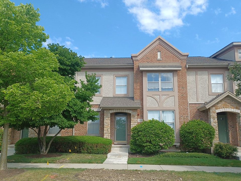 1st image of 1930 Beaumont Pl
