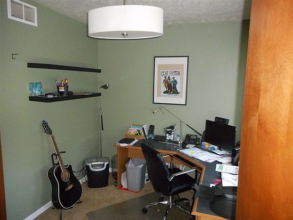 3rd image of 54922 Luan Dr