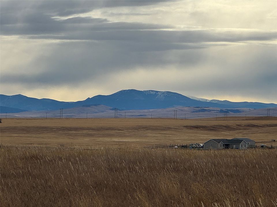 1st image of 30 Red Coulee Rd