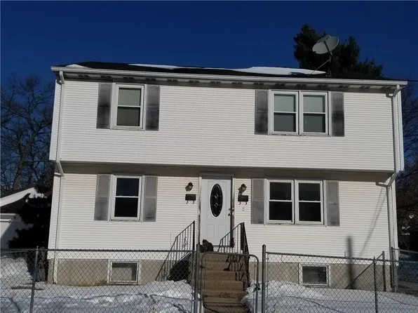66 Rock Ave, Pawtucket, RI 02861