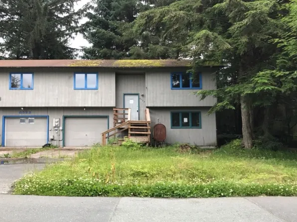 8524 Forest Ln, Juneau, AK 99801
