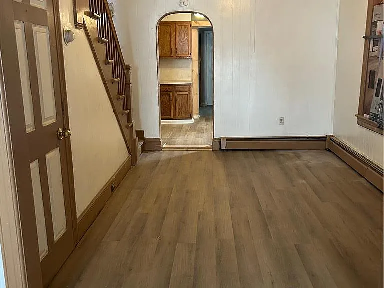 740 Laufer St — Photo 3