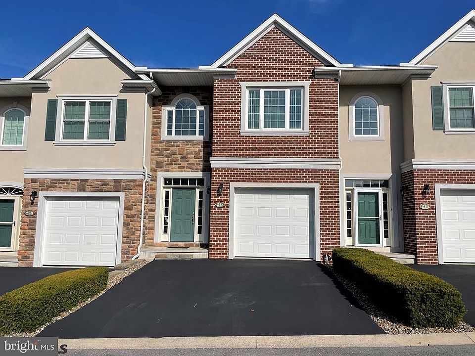 1st image of 218 Wiltree Ct