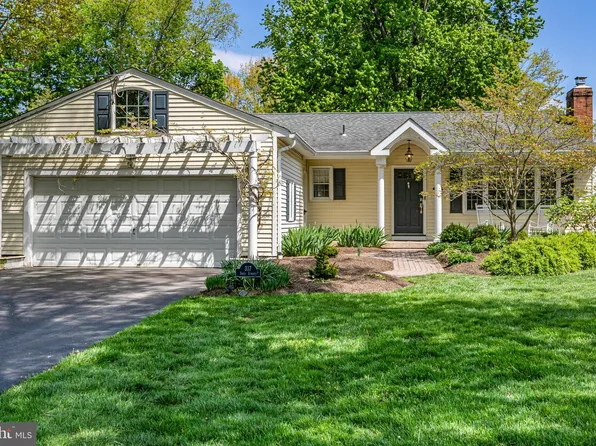 317 Sked St, Pennington, NJ 08534