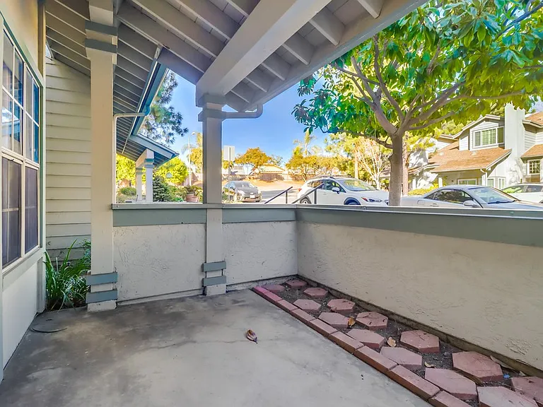 3222 Old Bridgeport Way — Photo 2