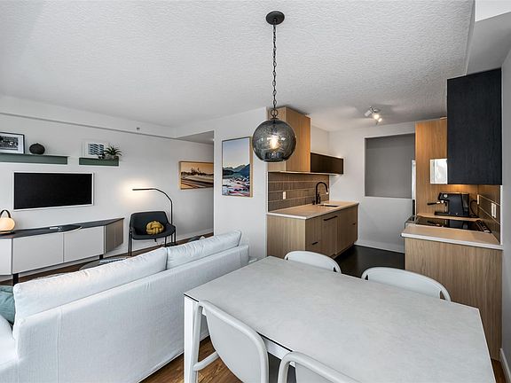 4th image of 1030 Yates St #509