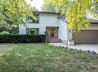 42340 N Hanks Ave, Zion, IL 60099