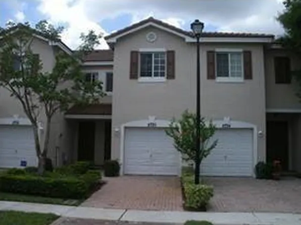 8720 Cypress Walk Ct #8720, Tamarac, FL 33321