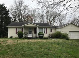 213 Forest Rd, Oliver Springs, TN 37840