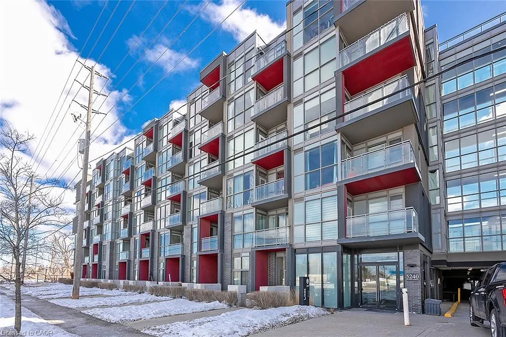 5240 Dundas St #517 photo 1