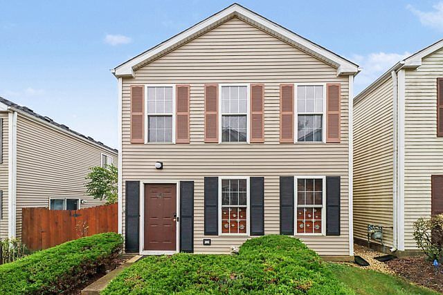1st image of 855 Symphony Dr