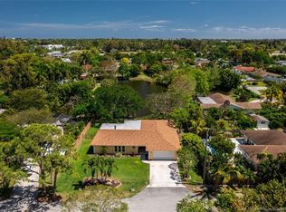 1336 Pine Rd, West Palm Beach, FL 33406