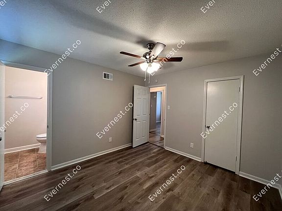 3rd image of 1688 Northfield Dr