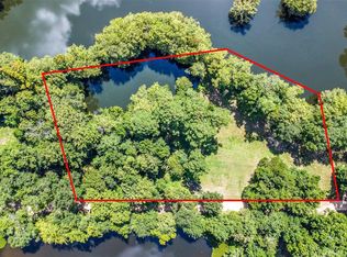 68 Artesian Ave, Cleveland, TX 77327