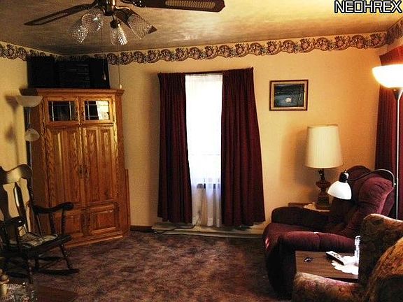 4th image of 635 Lincoln St