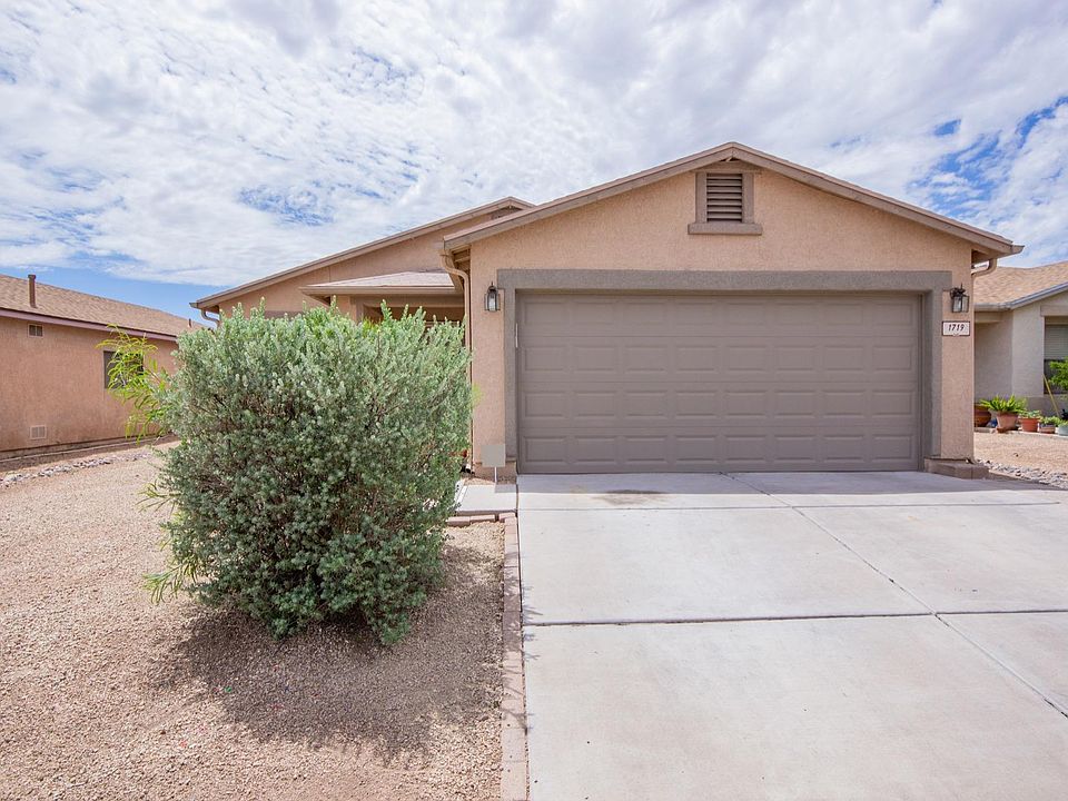 1st image of 1719 W Summer Dawn Dr