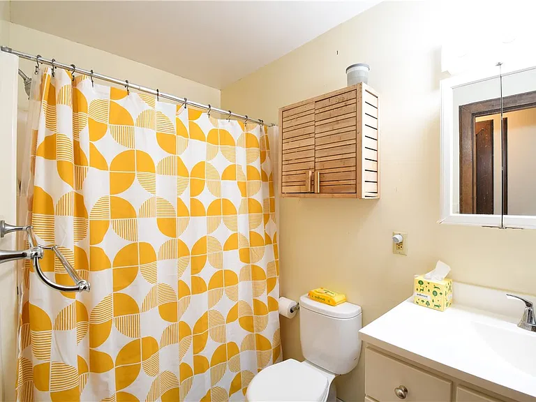 94 Averill Ave #2 — Photo 12