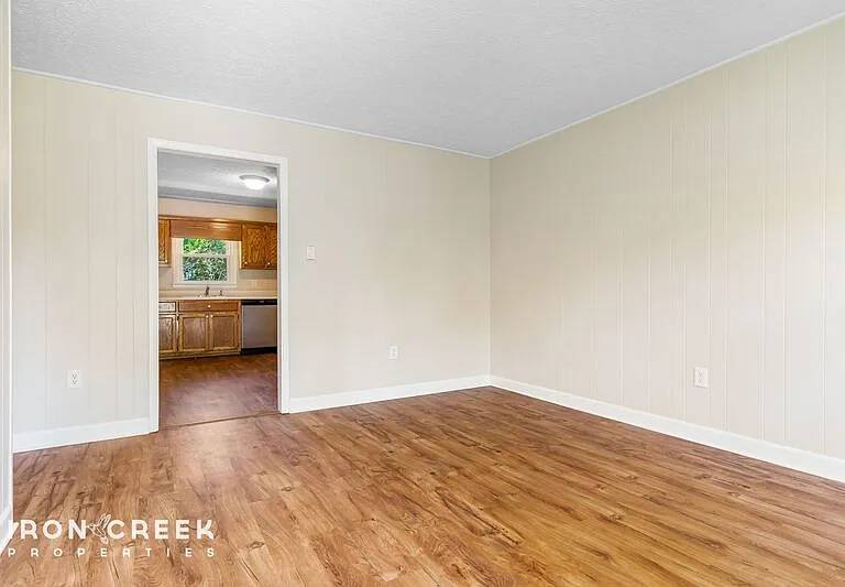 250 Avena Rd #11 — Photo 3