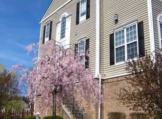 828 W Boxborough Dr, Wilmington, DE 19810