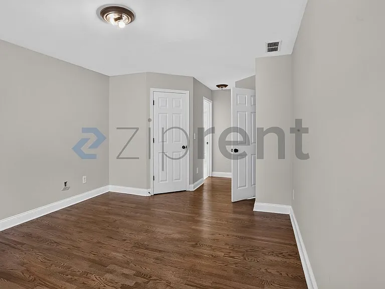 5115 Waldenbrooke Ct NW — Photo 22