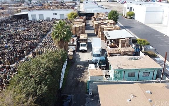 2nd image of 14668 Valley Blvd