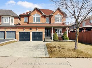 7 Yellow Avens Blvd, Brampton, ON L6R 0K5