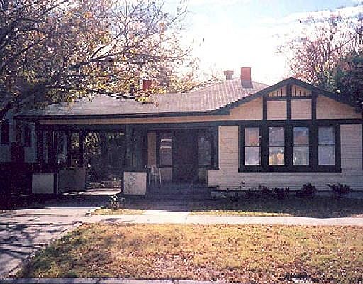 1st image of 1140 W MULBERRY
