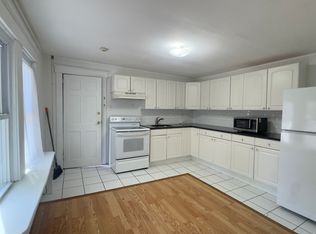 122A Quaker Path, Stony Brook, NY 11790
