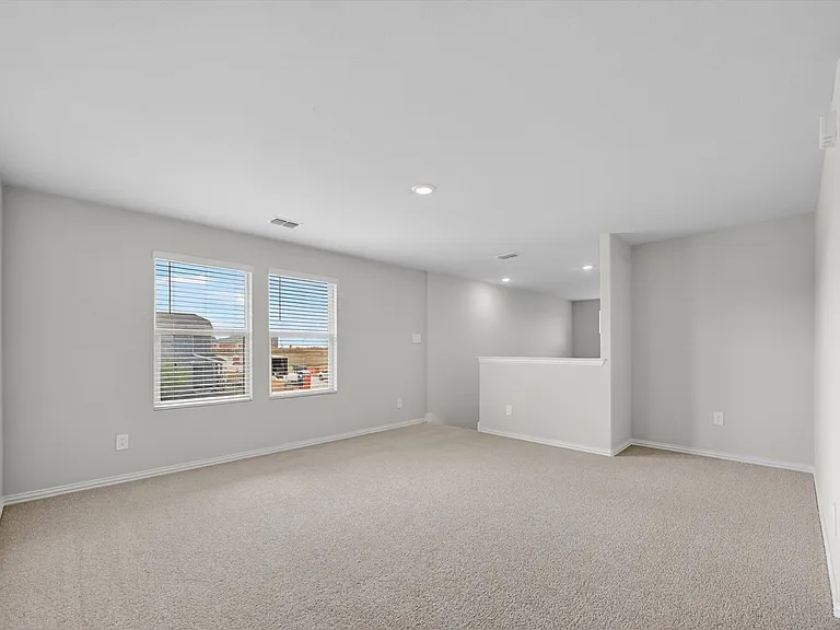 1402 Bridgestone Dr — Photo 14