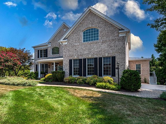 3rd image of 14998 Gaines Mill Cir