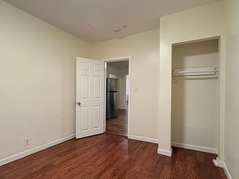 58-60 Temple Street — Photo 11