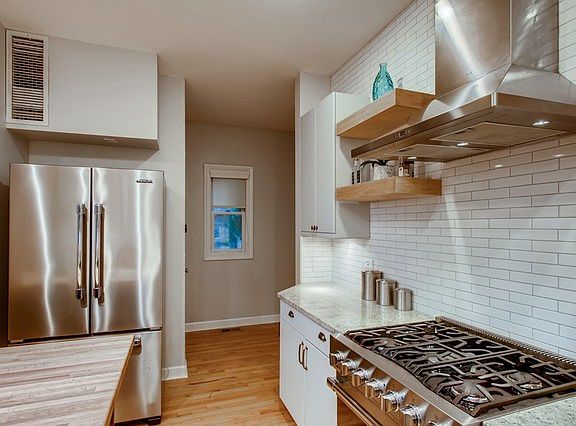 3rd image of 3308 N Damen Ave #1