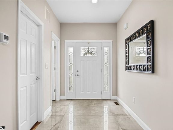 4th image of 677 Canistear Rd