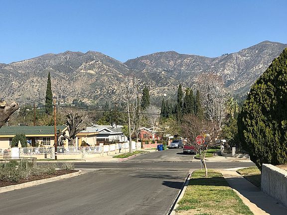 Neighbor hood 
