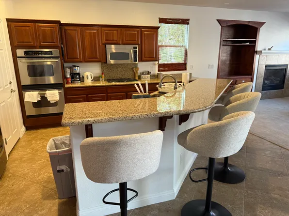 7625 Duet Springs St, Las Vegas, NV 89149