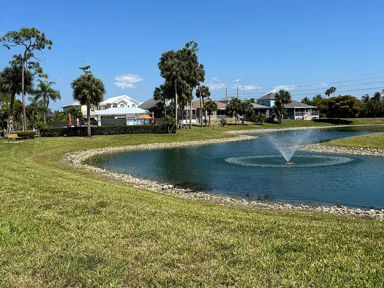 6111 Montego Bay Loop — Photo 41