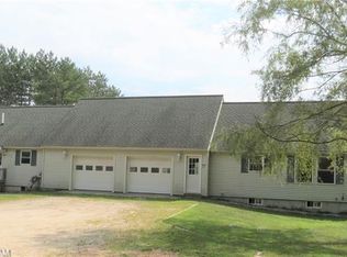 68 Ramshackle Rd, West Newfield, ME 04095