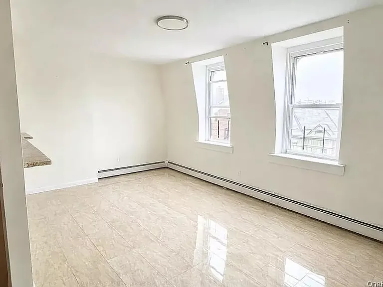 296 Mill St #3 — Photo 4