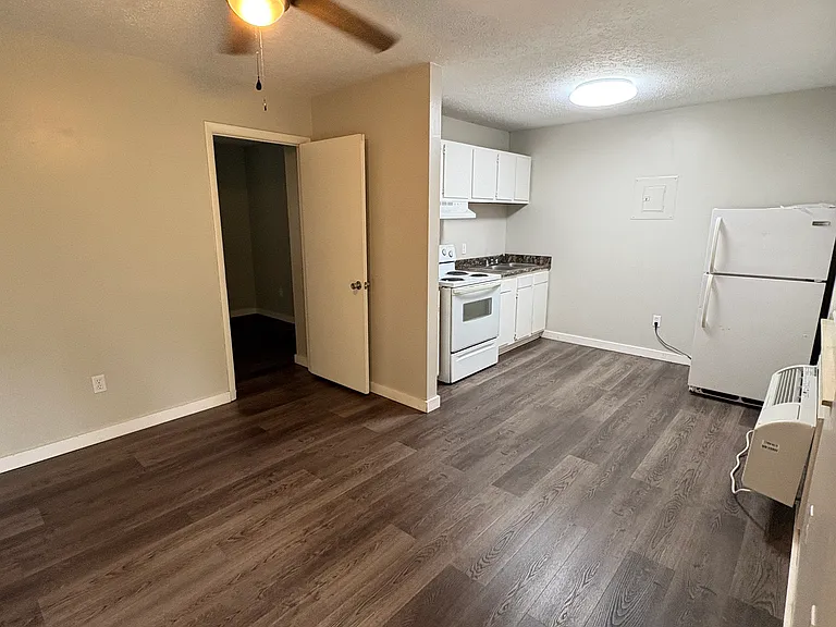 128 S 3rd St #22 — Photo 2