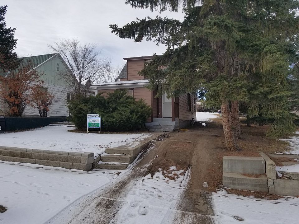 1st image of 307 8th Ave S