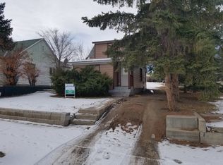 307 8th Ave S, Shelby, MT 59474