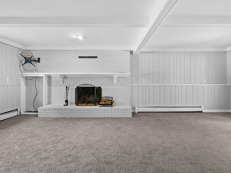 13428 Sequoia Ln — Photo 47